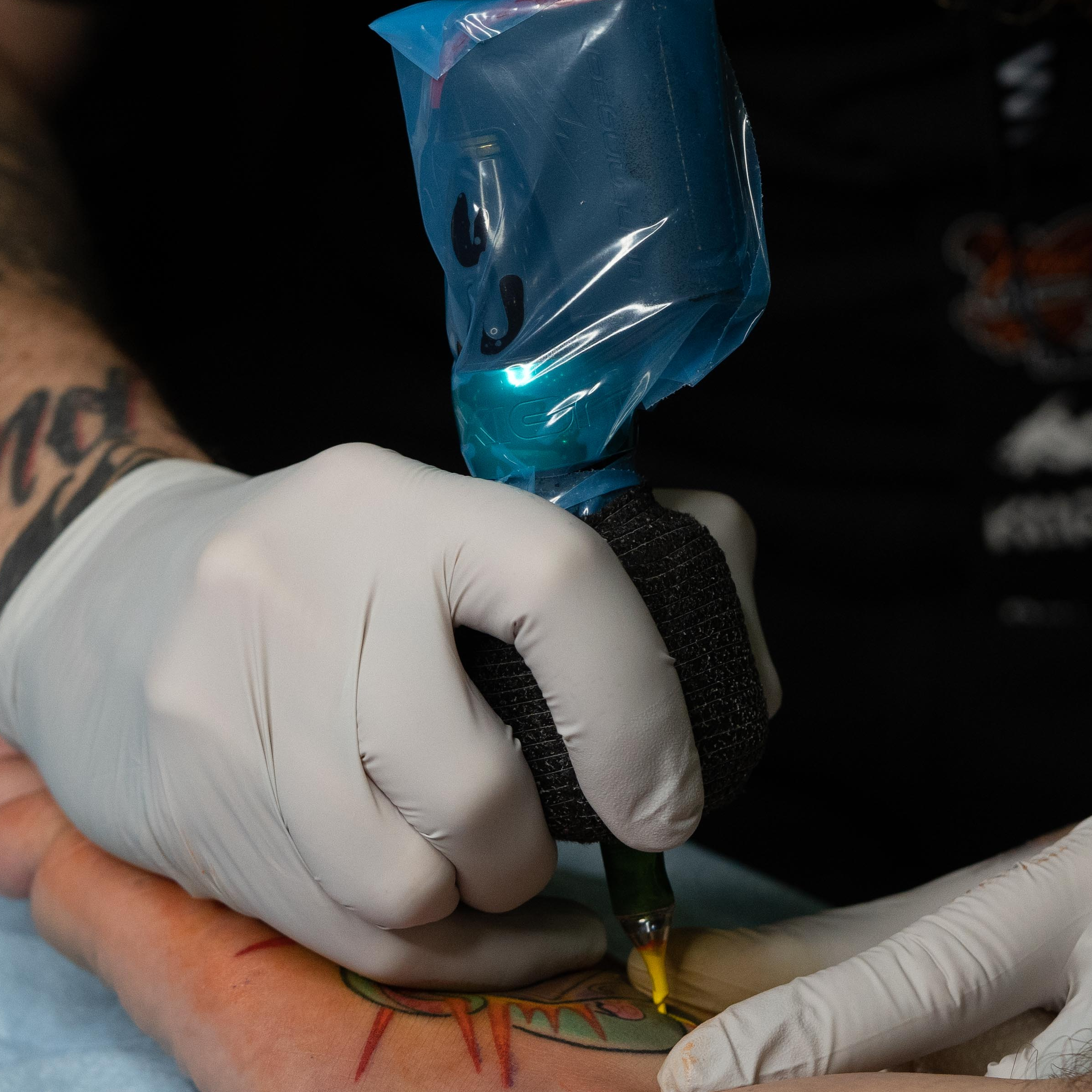 Coil vs. Rotary Tattoo Machines: A Professional’s Guide to Making the Switch